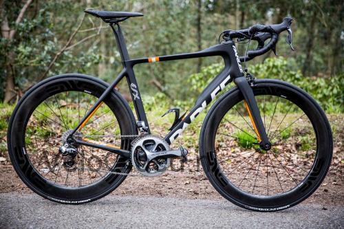 Parlee ESX-R beoordelingen en specificaties